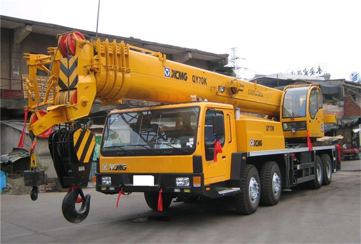 芦溪县吊车出租选择重点