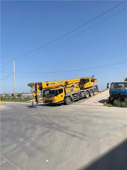 芦溪县吊车作业时，可能会产生哪些额外收费项目？