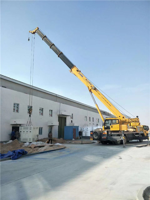 芦溪县“超载就喊停”—— 吊车的 “重量保镖” 技术