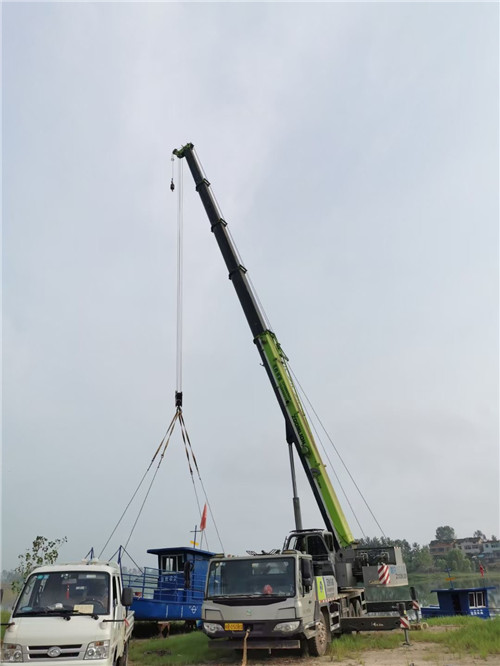 芦溪县桥梁建设吊装案例